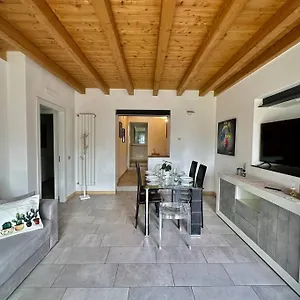  Appartamento Near Train Station Luxury House 5 Beds Italia